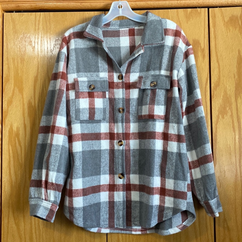 Women’s flannel shacket